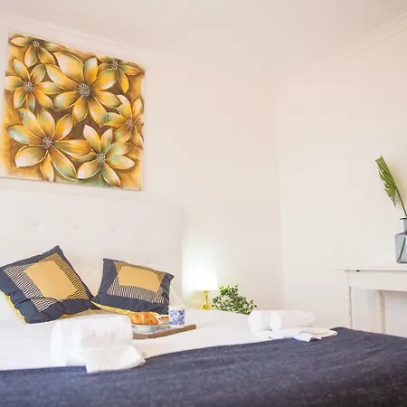 Stylish T3 Castle View, Rossio * Lisbon